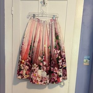 Chic wish Full A-Line floral border Skirt - Multicolor white and pinks